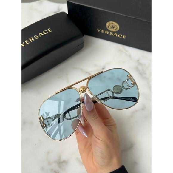 NEW Versace VE2255 Aviator Sunglasses in Gold Blue